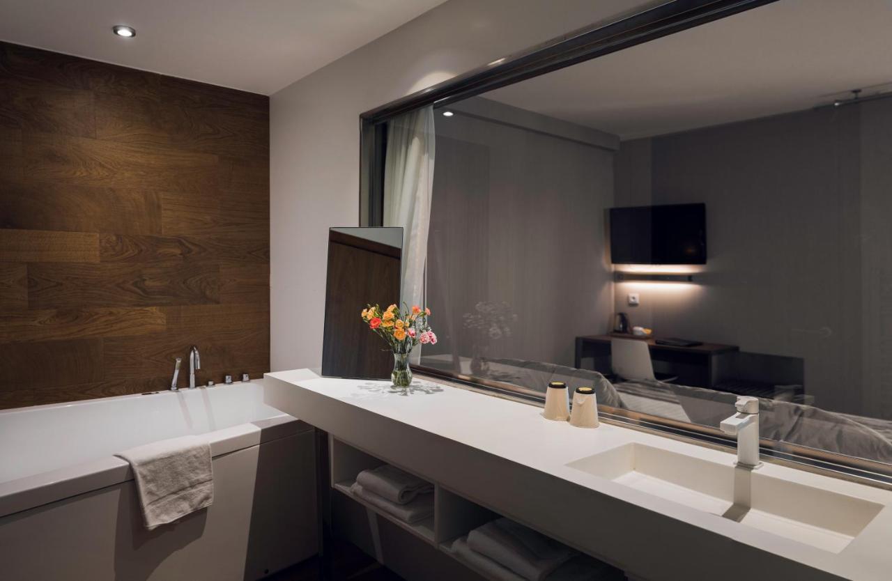 Alysson Hotel Oloron-Sainte-Marie Bagian luar foto