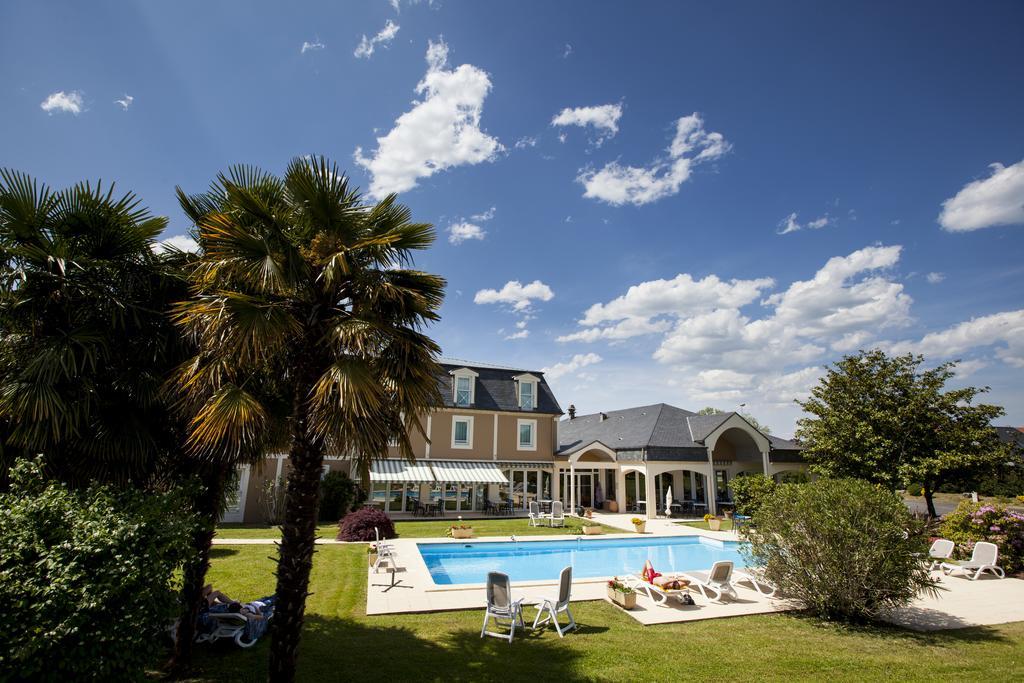 Alysson Hotel Oloron-Sainte-Marie Bagian luar foto